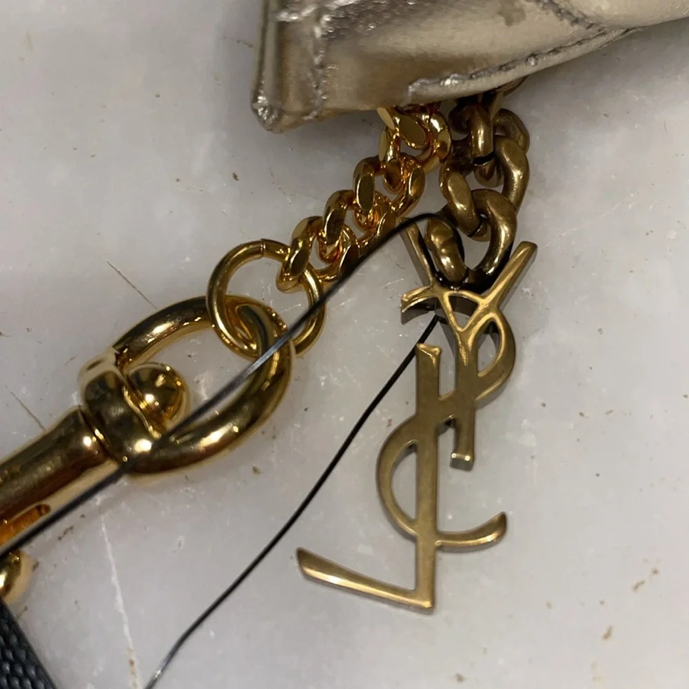 New SL quilted leather coin/key chain - Picture 7 of 13